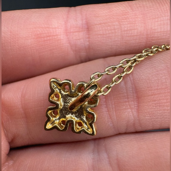 LOT 1408 18K gold plated Givenchy necklace micro size - Picture 6 of 8